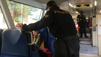 policie vlak